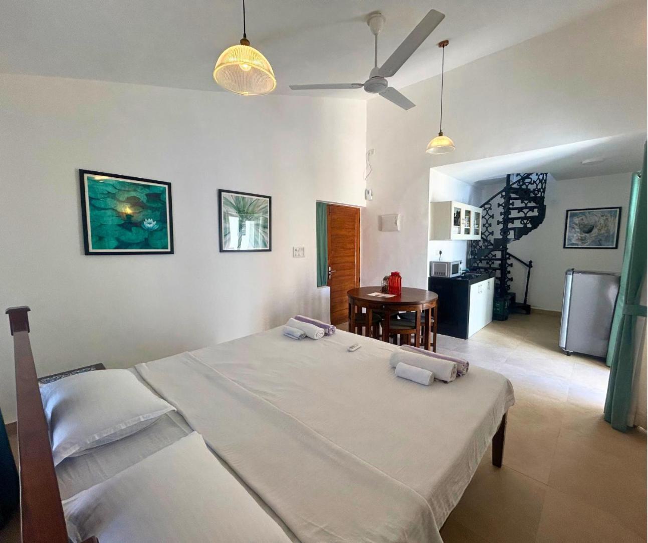 Jungle Hut-Annabelle'S Beach Apartments At Bernard Simao,Calangute,Goa Candolim Dış mekan fotoğraf